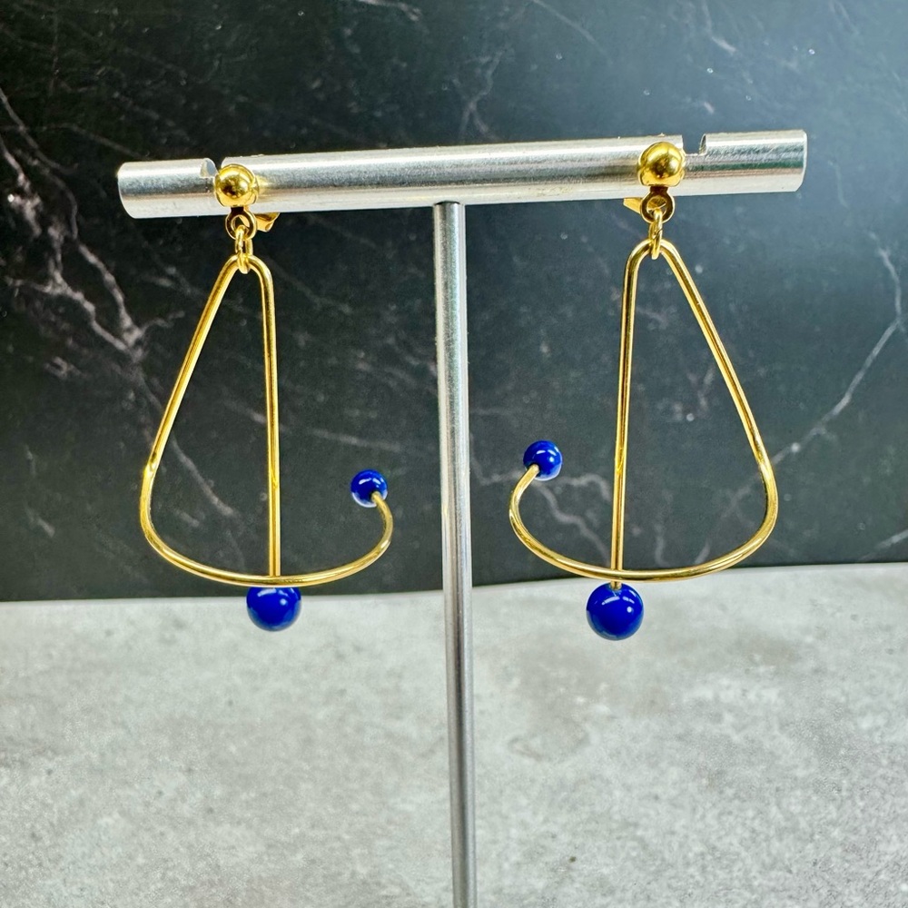 Vintage Avon Spiral Motion Dangle Earrings - SKU H
